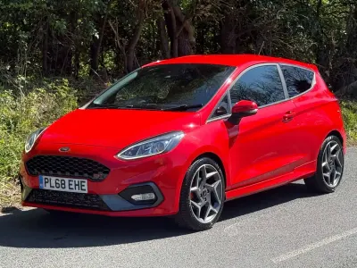 Używany Ford Fiesta ST 200 KM (147 kW) 2019 Czerwony Hatchback