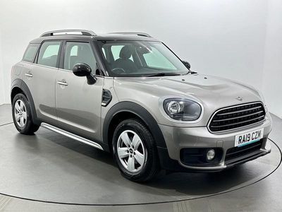 Silver Used 2019 Mini Cooper Classic Hatchback | £11,485 (Fair price)
