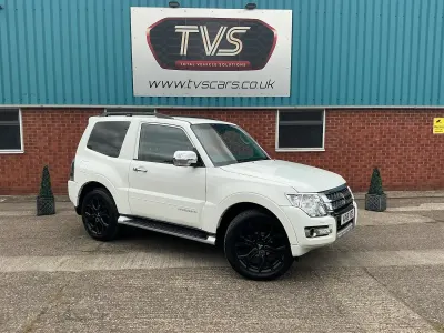 Used Mitsubishi Shogun 187 HP (137 kW) 2018 White SUV