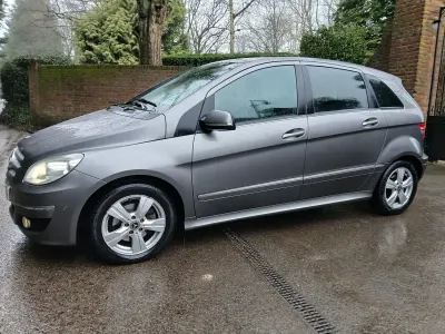 Used Mercedes B180 SE 109 HP (80 kW) 2010 Steel grey MPV