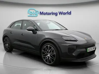 New Porsche Macan Performance Package 264 kW (360 HP) 2026 Grey SUV