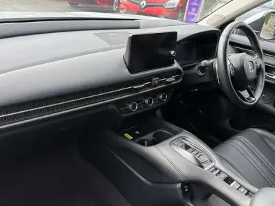 Używany Honda ZR-V Advance 184 KM (135 kW) 2024 Biały SUV