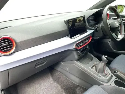 New Seat Ibiza FR 113 HP (83 kW) 2025 White Hatchback