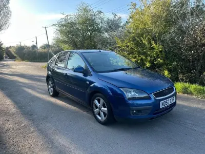 Used Ford Focus Zetec 100 HP (73 kW) 2008 Blue Hatchback