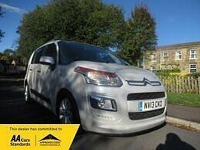 White Used 2013 Citroën C3 Picasso Exclusive MPV | £4,595 (Fair price)