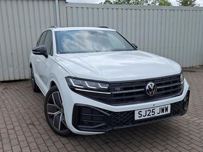 New VW Touareg Black Edition 286 HP (210 kW) 2025 Solid  pure white SUV