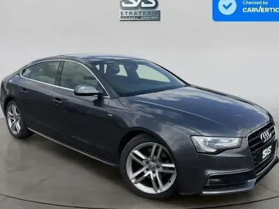 Usado Audi A5 Sportback S-Line 190 CV (139 kW) 2016 Gris Utilitario