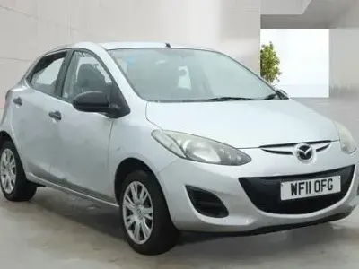 Used Mazda 2 84 HP (61 kW) 2011 Silver Hatchback