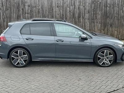 Second-hand VW Golf VIII R-line 150 CP (110 kW) 2025 Gri Hatchback