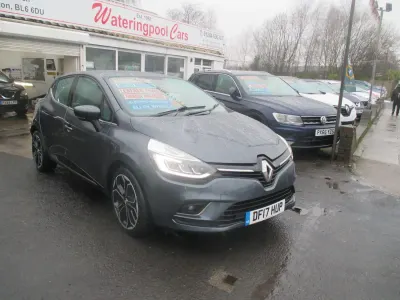 Usado Renault Clio IV Dynamique 90 HP (66 kW) 2017 Cinzento Citadino