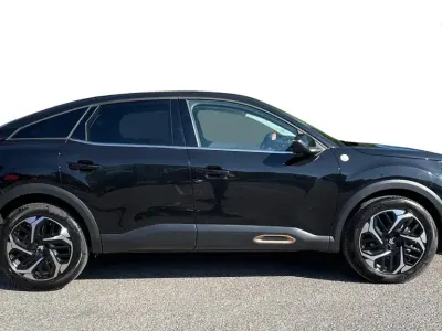 Used Citroën C4 PureTech 2023 Black SUV