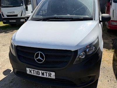 Begagnad Mercedes Vito 2018 Vit Van