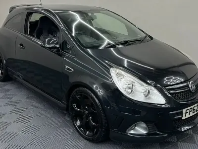 Second-hand Vauxhall Corsa 2012 Negru Hatchback