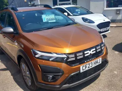 Used Dacia Sandero Expression 2023 Orange Hatchback