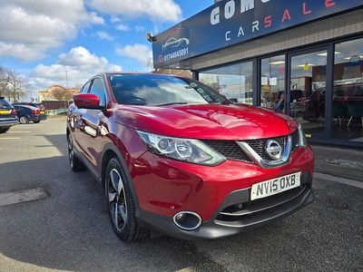 Used Nissan Qashqai N-TEC 110 HP (80 kW) 2015 Red SUV