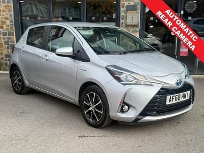 Silver Used 2018 Toyota Yaris Hybrid Hatchback | £10,500 (Fair price)