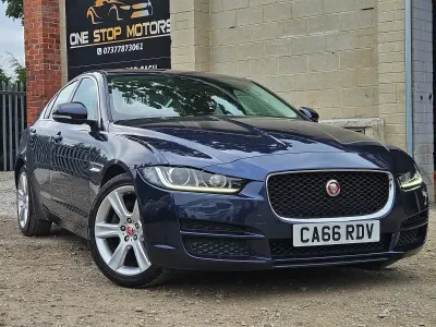 Used Jaguar XE Portfolio 180 HP (132 kW) 2017 Blue Sedan