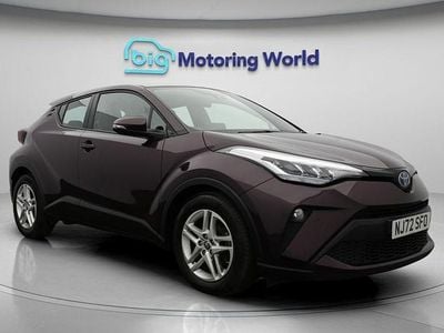 Used Toyota C-HR 122 HP (89 kW) 2022 Mauve/purple SUV