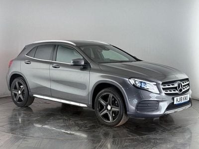 Mercedes GLA220