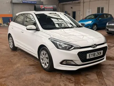 Używany Hyundai i20 2018 Biały Hatchback