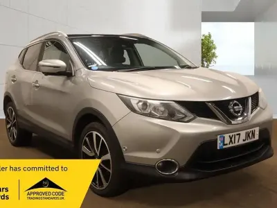 Used Nissan Qashqai Tekna 115 HP (84 kW) 2017 Silver SUV