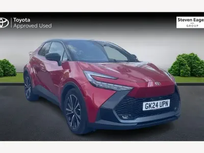 Used Toyota C-HR 120 HP (88 kW) 2024 Red/black SUV