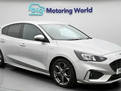 Used Ford Focus ST-Line 120 HP (88 kW) 2021 Grey Hatchback