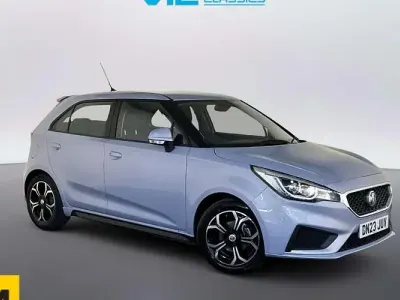 Usado MG MG3 Excite 106 HP (77 kW) 2023 Prateado Citadino