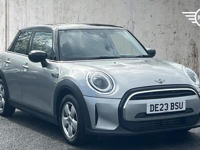 Used Mini Cooper Classic 134 HP (98 kW) 2023 Silver Hatchback