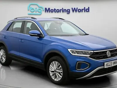 Used VW T-Roc Life 150 HP (110 kW) 2023 Blue SUV