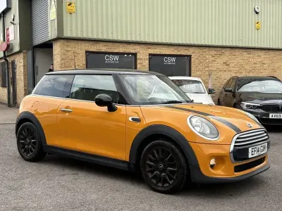 Używany Mini Cooper D Hatch 116 KM (85 kW) 2014 Pomarańczowy Hatchback