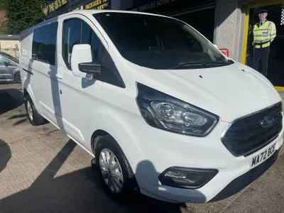 Used Ford Transit Custom Limited 130 HP (95 kW) 2022 White Van