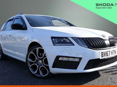 Used Skoda Octavia 135 HP (99 kW) 2017 Moon white metallic Estate