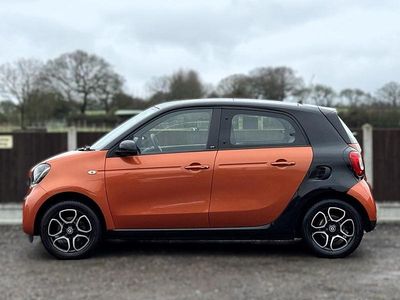 Used Smart ForFour Premium 90 HP (66 kW) 2018 Black Hatchback