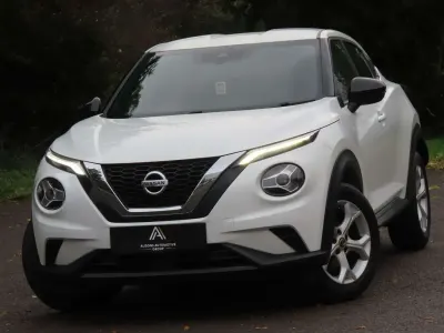 Used Nissan Juke N-Connecta 114 HP (83 kW) 2021 White SUV