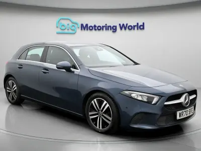 Usado Mercedes A200 Executive 148 HP (108 kW) 2020 Azul Citadino
