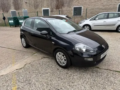 Used Fiat Punto Easy 69 HP (50 kW) 2014 Black Hatchback
