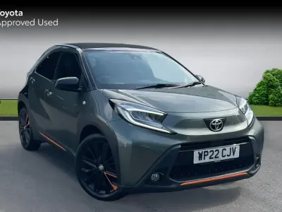 Używany Toyota Aygo X Edition 72 KM (52 kW) 2022 Zielony SUV