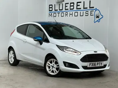 Used Ford Fiesta Zetec 2016 White Hatchback