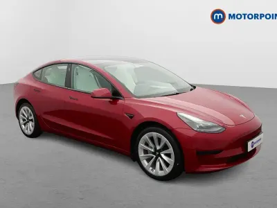 Usado Tesla Model 3 Standard Range 180 kW (245 HP) 2021 Vermelho Sedan