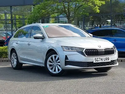 Begagnad Skoda Octavia SE L 150 HK (110 kW) 2024 Silver Kombi
