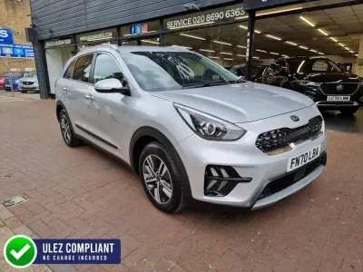 Gebraucht Kia Niro 139 PS (102 kW) 2020 Silber SUV