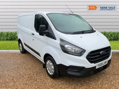Used Ford Transit Custom 105 HP (77 kW) 2019 White Van