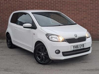 Used Skoda Citigo Colour Edition 44 HP (32 kW) 2016 White Hatchback