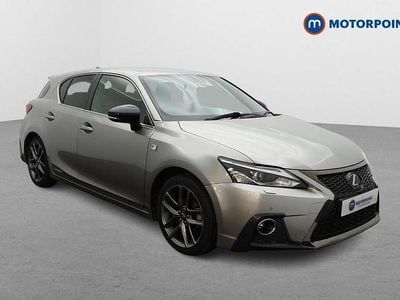Lexus CT200h