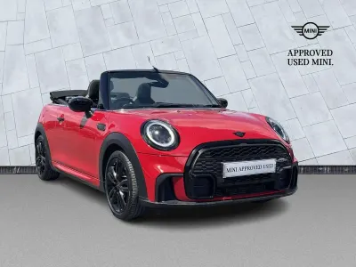 Usado Mini Cooper Sport 134 HP (98 kW) 2023 Vermelho Citadino