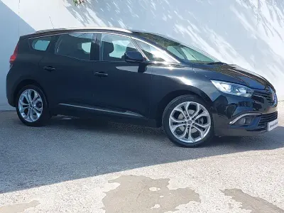 Used Renault Grand Scénic IV Iconic 120 HP (88 kW) 2019 Black MPV