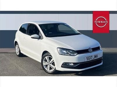 Used VW Polo Edition 60 HP (44 kW) 2017 White Hatchback