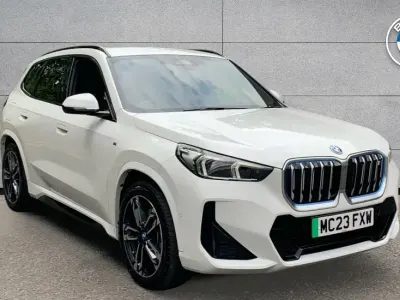 Usado BMW iX1 M Sport 227 kW (309 HP) 2023 Branco SUV