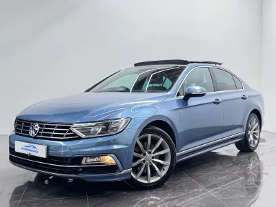 Used VW Passat R-line 2017 Blue Sedan